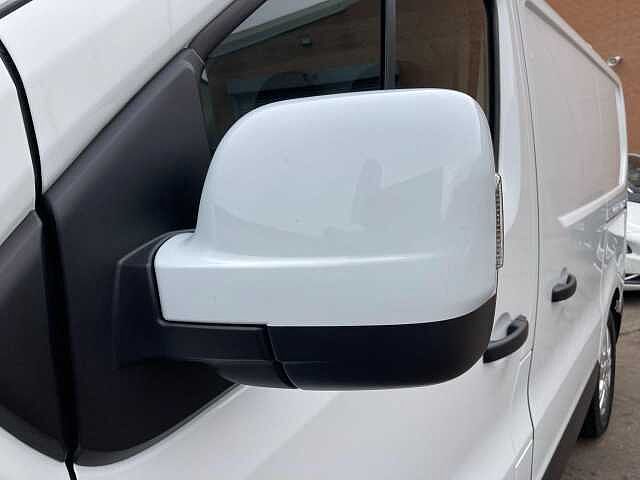 Nissan Primastar 2.0 dCi 30 Tekna L1 Euro 6 (s/s) 5dr