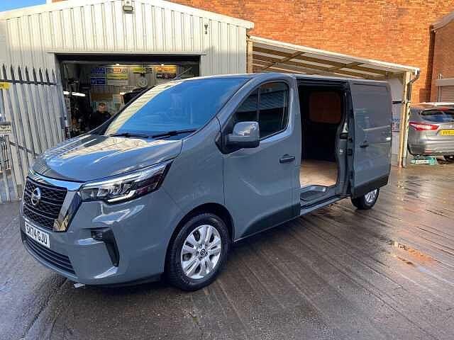 Nissan Primastar 2.0 dCi 30 Tekna L2 Euro 6 (s/s) 5dr