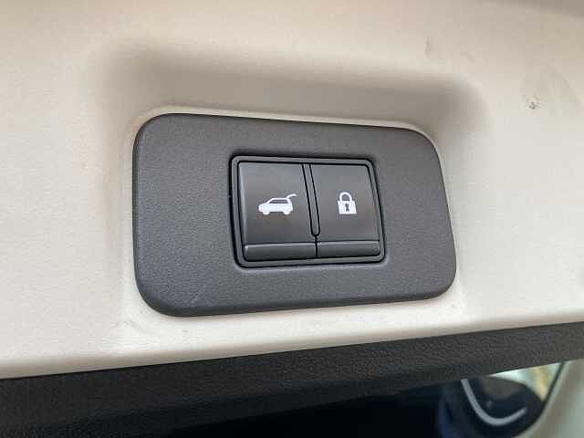 Nissan ARIYA 63kWh Advance SUV 5dr Electric Auto 7.4kW Charger (217 ps)