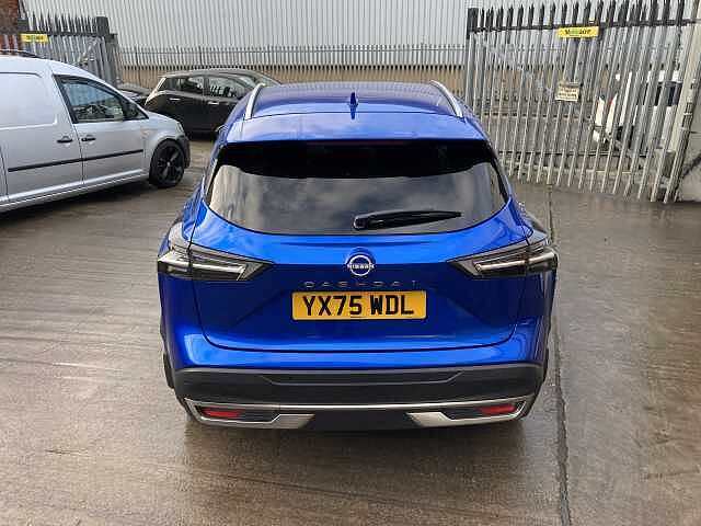 Nissan Qashqai 1.3 DIG-T MHEV N-Connecta Euro 6 (s/s) 5dr