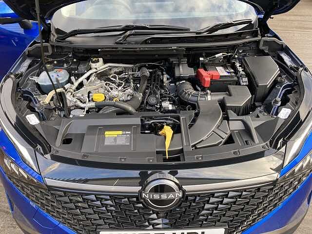Nissan Qashqai 1.3 DIG-T MHEV N-Connecta Euro 6 (s/s) 5dr
