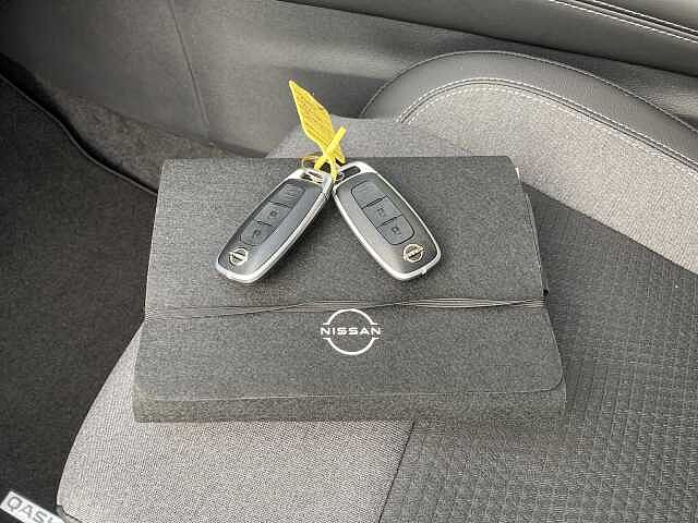 Nissan Qashqai 1.3 DIG-T MHEV N-Connecta Euro 6 (s/s) 5dr