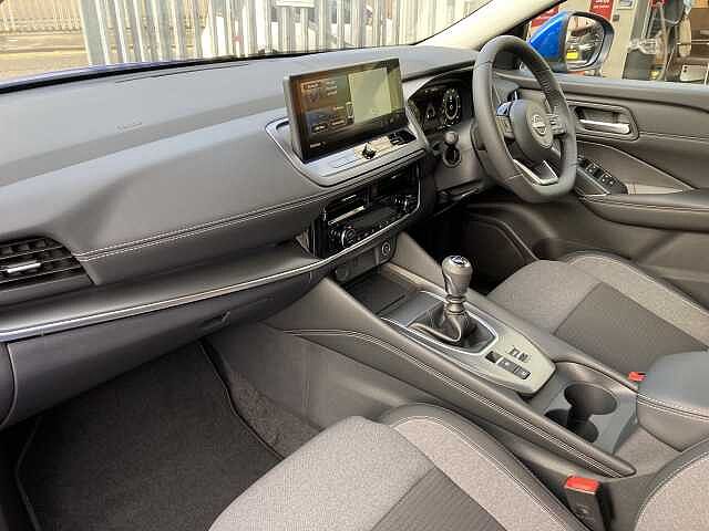 Nissan Qashqai 1.3 DIG-T MHEV N-Connecta Euro 6 (s/s) 5dr