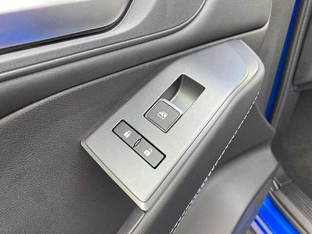 Nissan Qashqai 1.3 DIG-T MHEV N-Connecta Euro 6 (s/s) 5dr