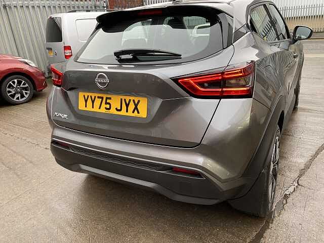 Nissan Juke 1.0 DIG-T Acenta Premium Euro 6 (s/s) 5dr