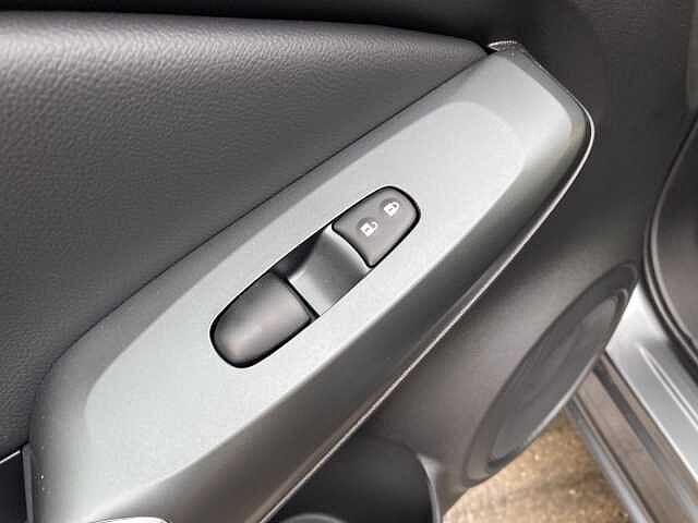 Nissan Juke 1.0 DIG-T Acenta Premium Euro 6 (s/s) 5dr