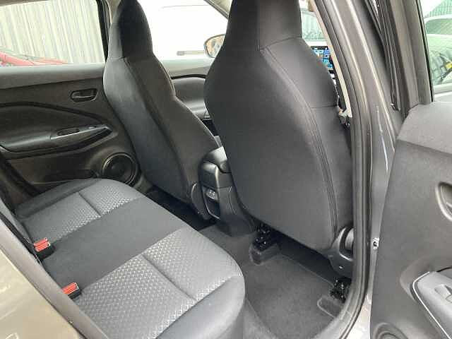 Nissan Juke 1.0 DIG-T Acenta Premium Euro 6 (s/s) 5dr