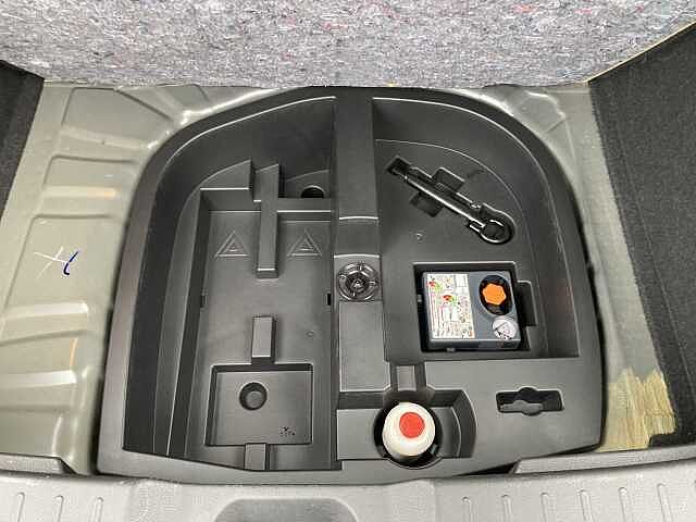 Nissan Juke 1.0 DIG-T Acenta Premium Euro 6 (s/s) 5dr