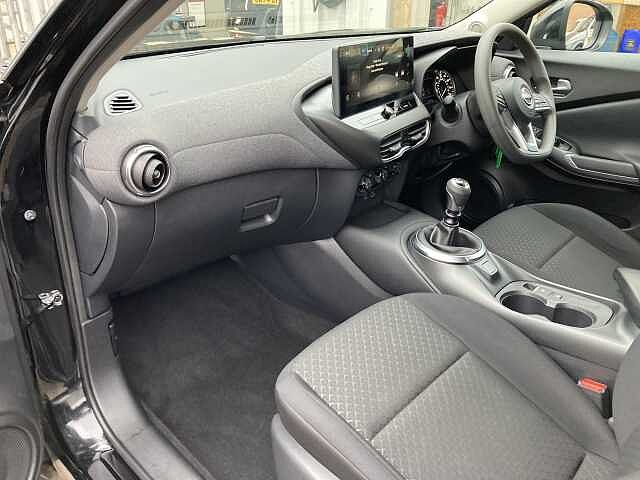 Nissan Juke 1.0 DIG-T Acenta Premium Euro 6 (s/s) 5dr