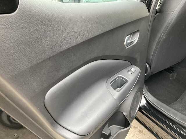 Nissan Juke 1.0 DIG-T Acenta Premium Euro 6 (s/s) 5dr