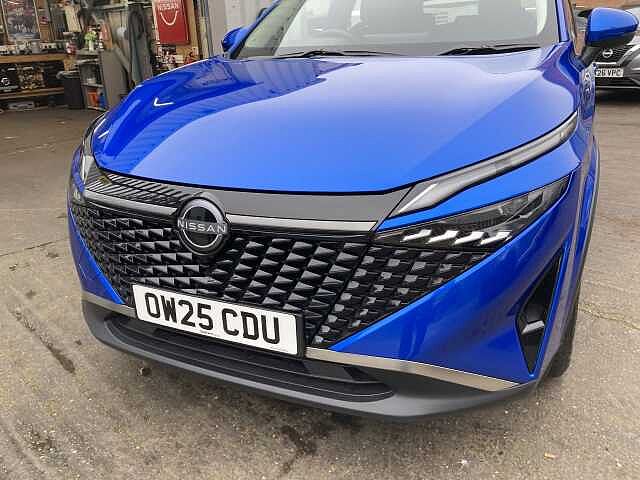 Nissan Qashqai 1.3 DIG-T MHEV Acenta Premium Euro 6 (s/s) 5dr