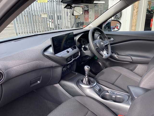 Nissan Juke 1.0 DIG-T Acenta Premium Euro 6 (s/s) 5dr