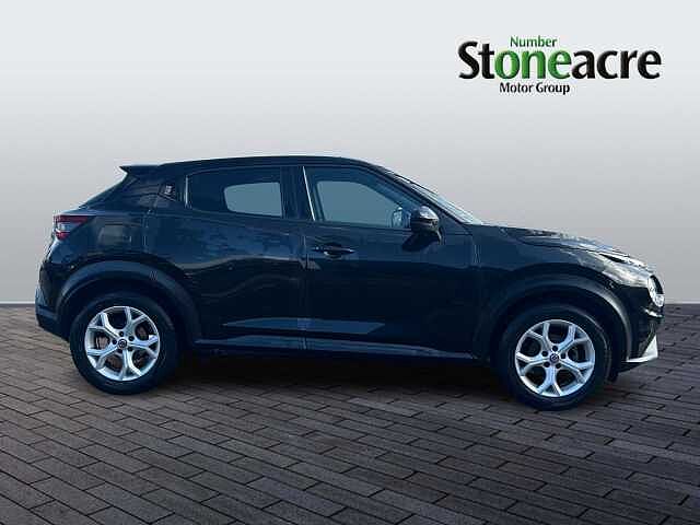 Nissan Juke 1.0 DiG-T N-Connecta 5dr