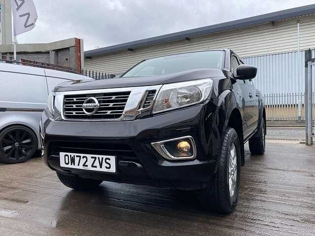 Nissan Navara 2.3 dCi Acenta 4WD Euro 6 (s/s) 4dr