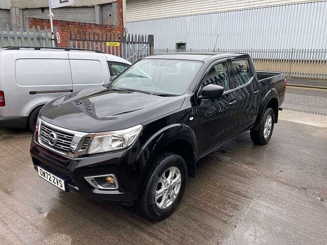 Nissan Navara 2.3 dCi Acenta 4WD Euro 6 (s/s) 4dr
