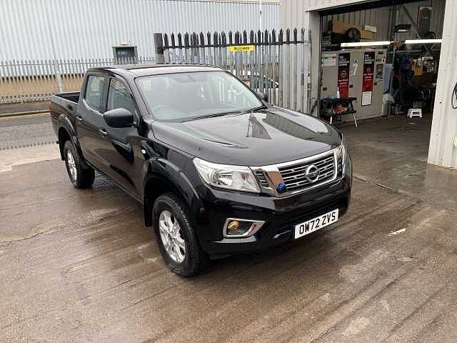 Nissan Navara 2.3 dCi Acenta 4WD Euro 6 (s/s) 4dr