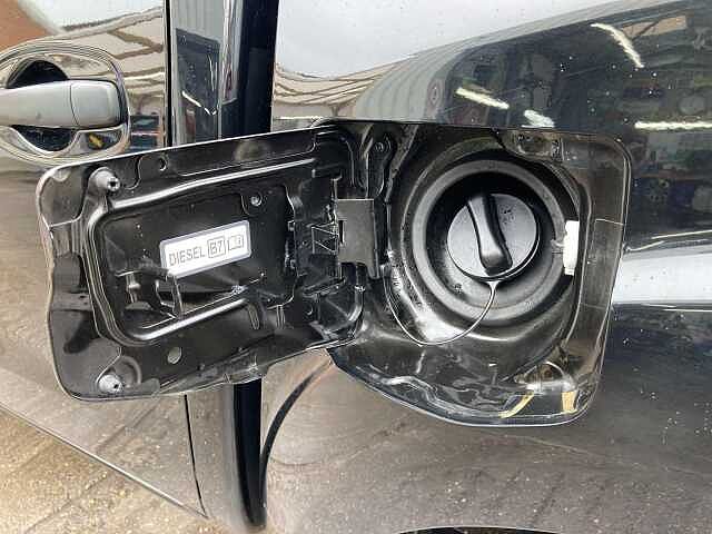 Nissan Navara 2.3 dCi Acenta 4WD Euro 6 (s/s) 4dr