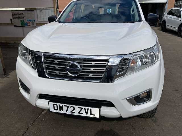 Nissan Navara 2.3 dCi Acenta 4WD Euro 6 (s/s) 4dr
