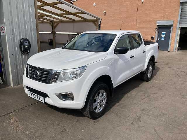 Nissan Navara 2.3 dCi Acenta 4WD Euro 6 (s/s) 4dr