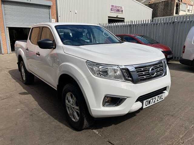 Nissan Navara 2.3 dCi Acenta 4WD Euro 6 (s/s) 4dr