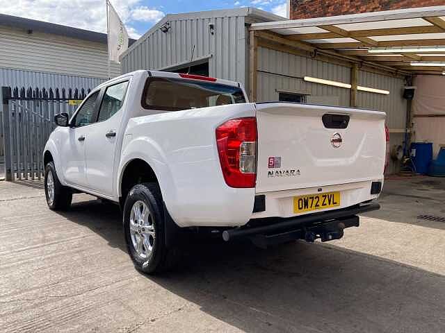 Nissan Navara 2.3 dCi Acenta 4WD Euro 6 (s/s) 4dr