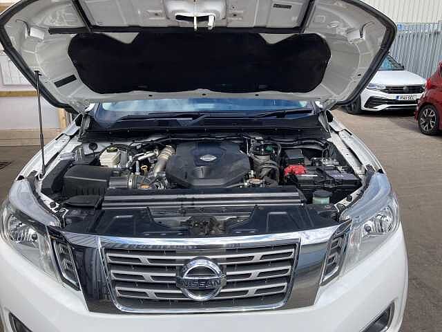 Nissan Navara 2.3 dCi Acenta 4WD Euro 6 (s/s) 4dr