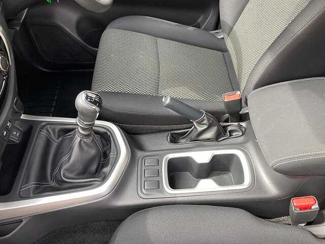 Nissan Navara 2.3 dCi Acenta 4WD Euro 6 (s/s) 4dr
