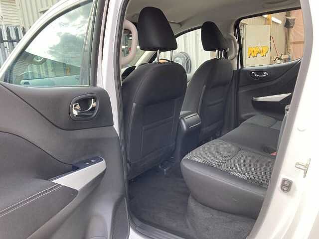 Nissan Navara 2.3 dCi Acenta 4WD Euro 6 (s/s) 4dr