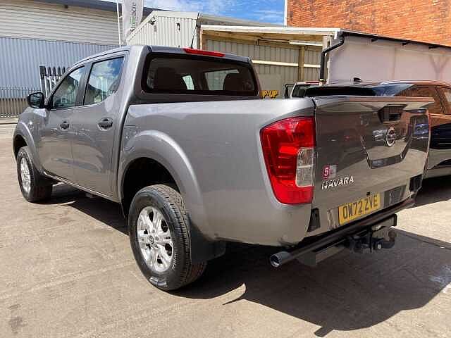 Nissan Navara 2.3 dCi Acenta 4WD Euro 6 (s/s) 4dr