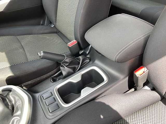 Nissan Navara 2.3 dCi Acenta 4WD Euro 6 (s/s) 4dr