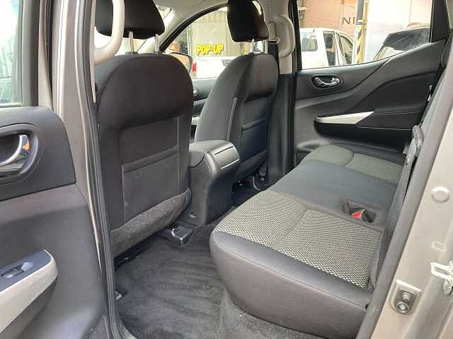 Nissan Navara 2.3 dCi Acenta 4WD Euro 6 (s/s) 4dr
