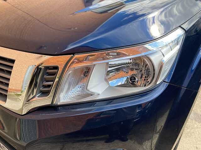Nissan Navara 2.3 dCi Acenta 4WD Euro 6 (s/s) 4dr