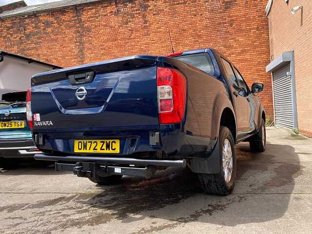 Nissan Navara 2.3 dCi Acenta 4WD Euro 6 (s/s) 4dr
