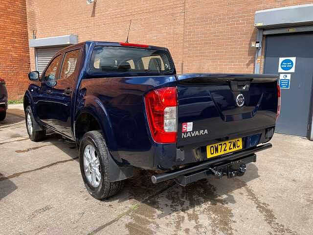 Nissan Navara 2.3 dCi Acenta 4WD Euro 6 (s/s) 4dr