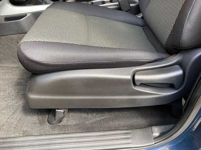 Nissan Navara 2.3 dCi Acenta 4WD Euro 6 (s/s) 4dr
