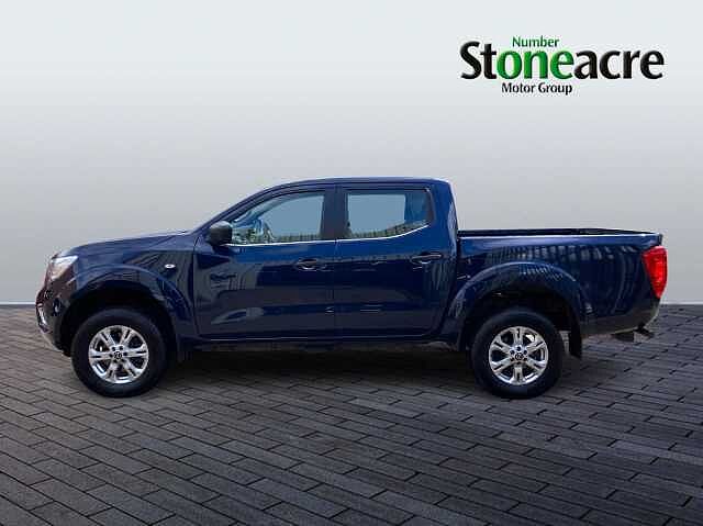 Nissan Navara 2.3 dCi Acenta 4WD Euro 6 (s/s) 4dr