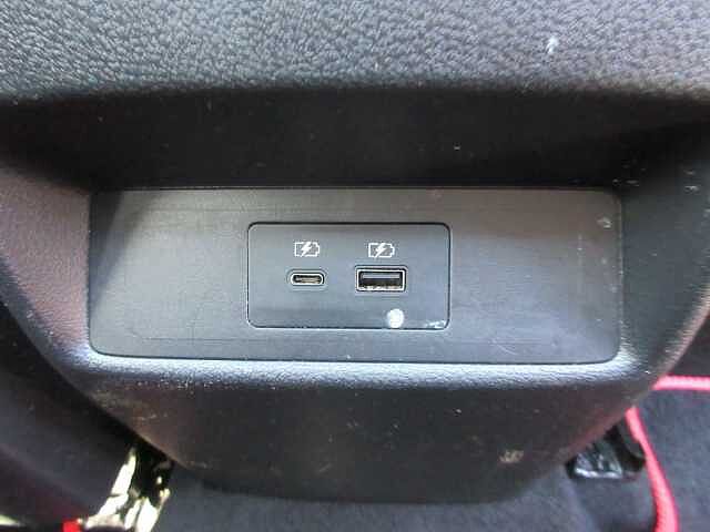 Nissan Qashqai 1.3 DiG-T MH N-Connecta 5dr