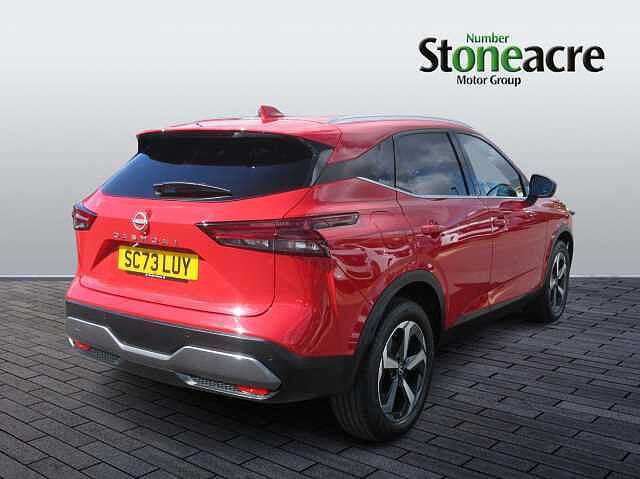 Nissan Qashqai 1.3 DiG-T MH N-Connecta 5dr