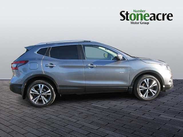 Nissan Qashqai 1.3 DiG-T N-Connecta 5dr