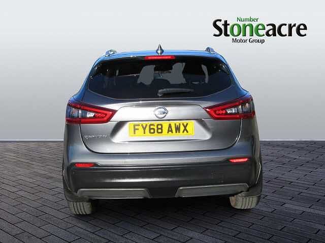 Nissan Qashqai 1.3 DiG-T N-Connecta 5dr