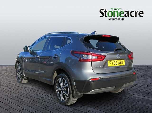 Nissan Qashqai 1.3 DiG-T N-Connecta 5dr