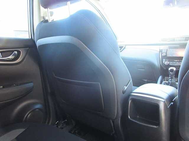 Nissan Qashqai 1.3 DiG-T N-Connecta 5dr