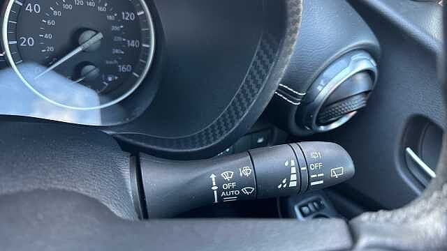 Nissan Juke 1.0 DiG-T 114 N-Connecta 5dr