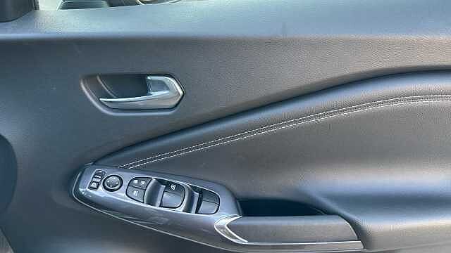 Nissan Juke 1.0 DiG-T 114 N-Connecta 5dr