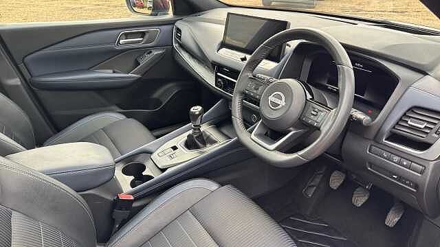 Nissan Qashqai 1.3 DiG-T MH Tekna 5dr