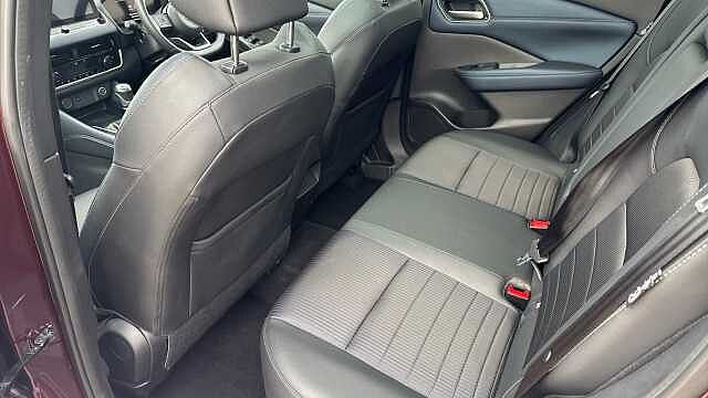 Nissan Qashqai 1.3 DiG-T MH Tekna 5dr