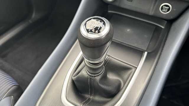 Nissan Qashqai 1.3 DiG-T MH Tekna 5dr