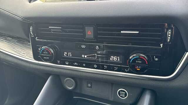 Nissan Qashqai 1.3 DiG-T MH Tekna 5dr