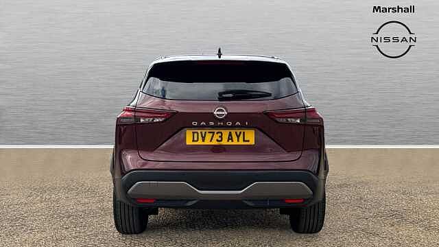 Nissan Qashqai 1.3 DiG-T MH Tekna 5dr