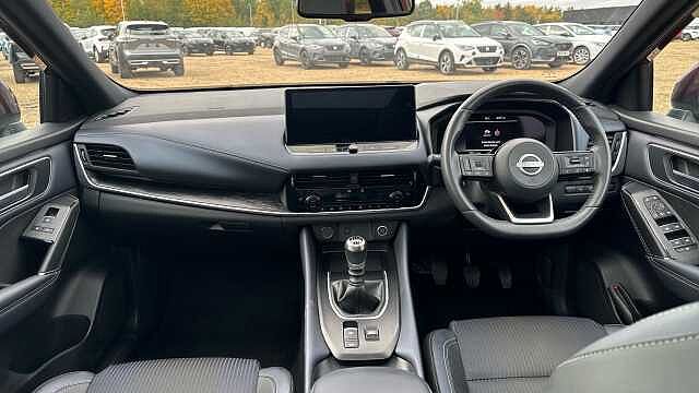 Nissan Qashqai 1.3 DiG-T MH Tekna 5dr